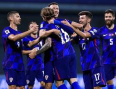 IM体育官方网-包含荷兰绝杀希腊！小组第二出线的词条