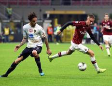 IM体育App下载-包含意甲豪门争夺战激烈，AC米兰力争登顶，尤文图斯全力抗衡的词条