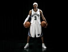 IM体育平台-赛道与球场，当东契奇接管F1争冠战，掘金强势攻克北京