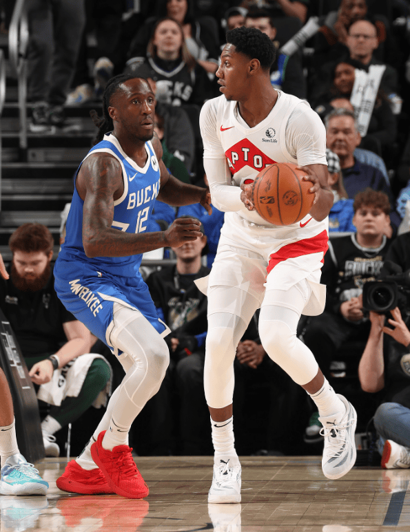 IM体育下载-雄鹿全队助攻数连续创新高，团队默契十足的简单介绍