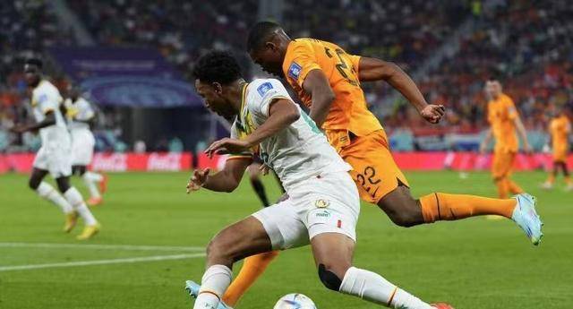 IM体育App下载-美国横扫塞内加尔，德利赫特统治全场