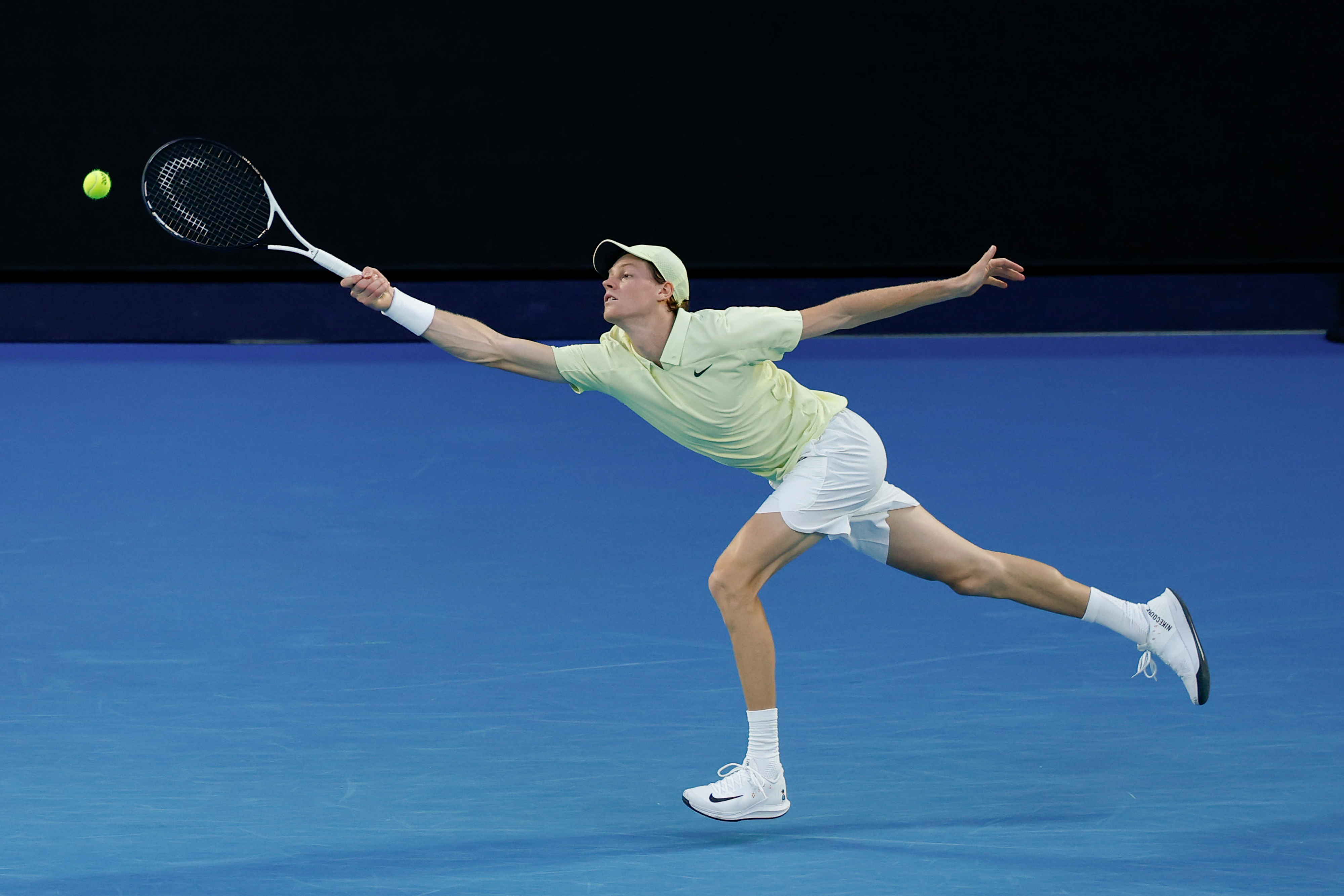 IM体育官网-澳大利亚网球队翻盘意大利网球队，兹维列夫关键制胜的简单介绍