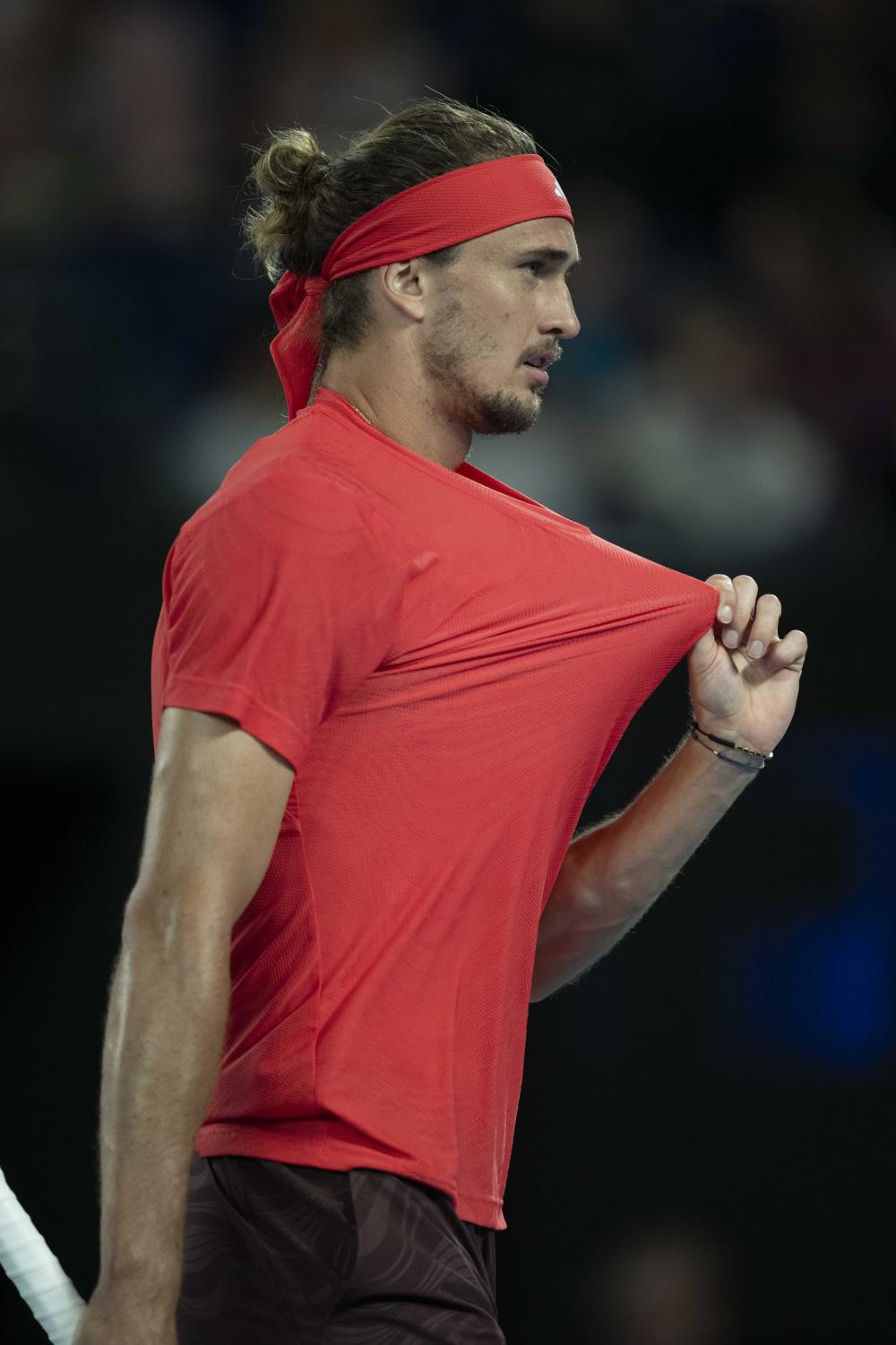 IM体育赛事直播入口-澳大利亚网球队逆转英国网球队,兹维列夫打破历史纪录的简单介绍