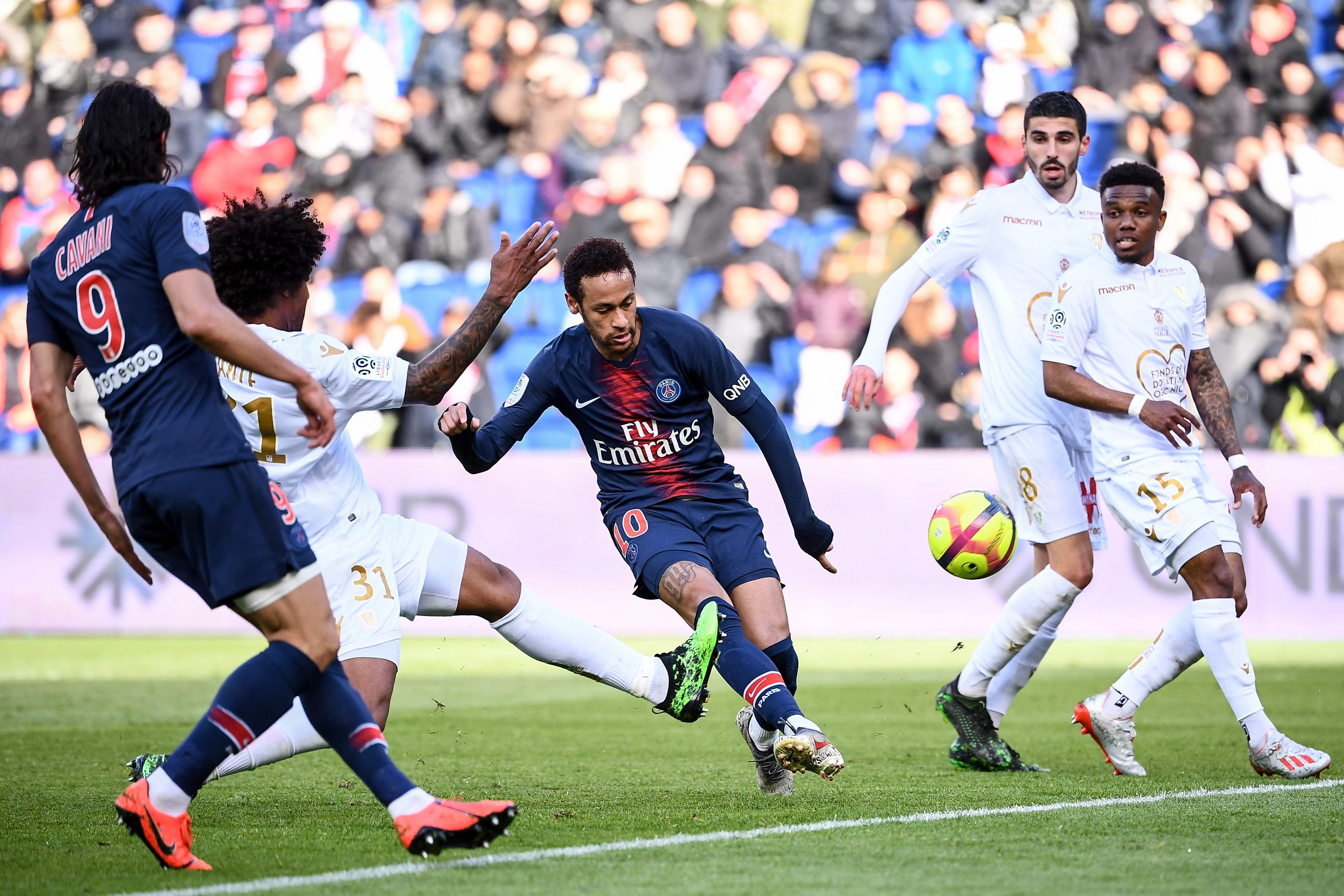 IM体育App下载-马德里竞技客场获胜,保持联赛榜首位置