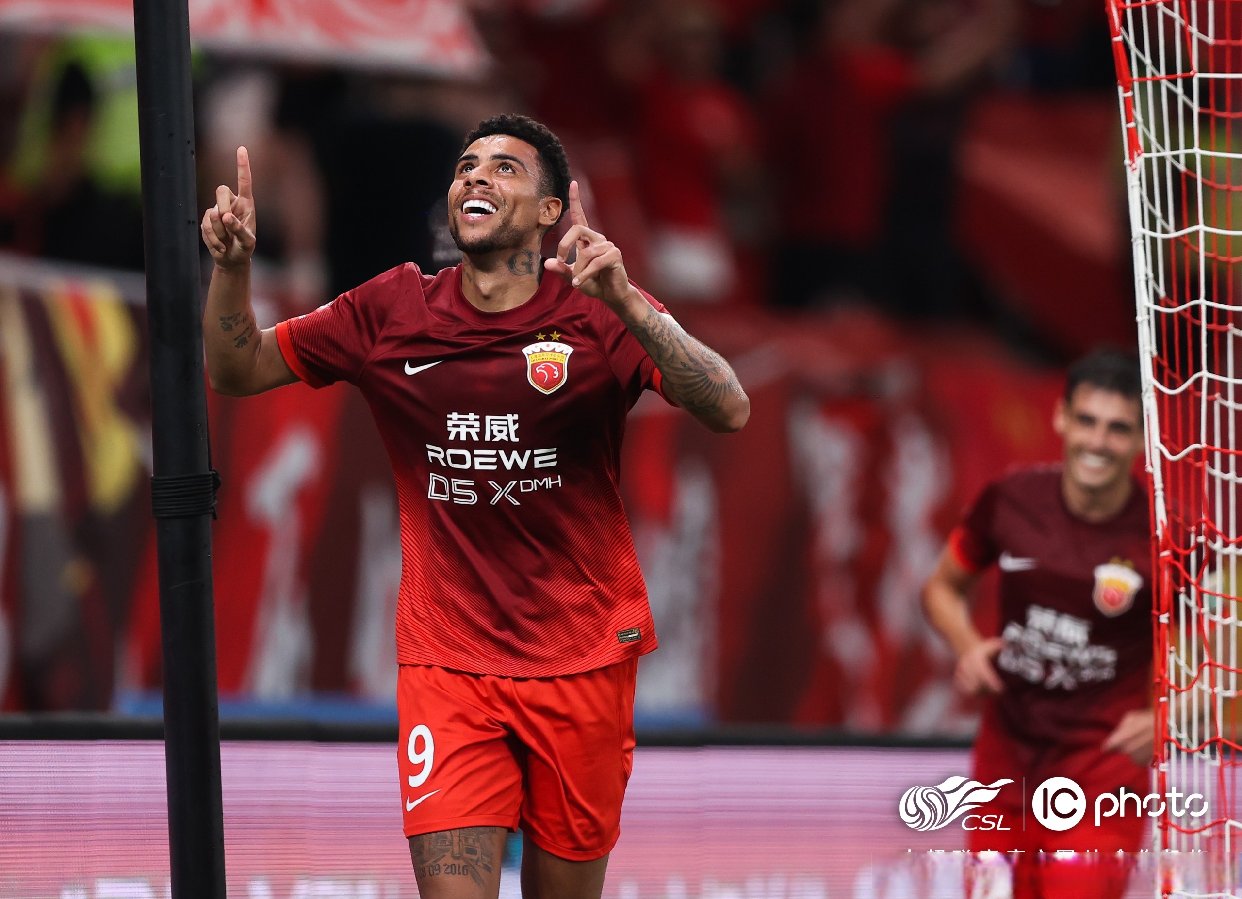 IM体育数据分析平台-汉诺威在客场取得一场胜利,继续保持不败