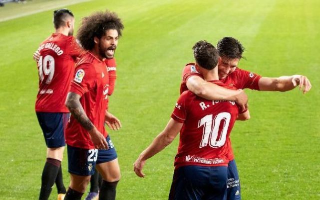 IM体育app-包含巴塞罗那逼平对手，保住不败记录的词条