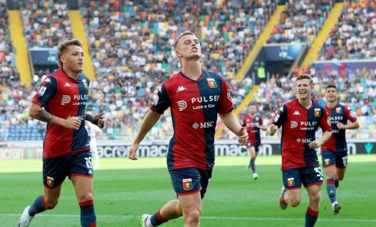 IM体育社区互动入口-意甲球队大比拼,实力对比激烈