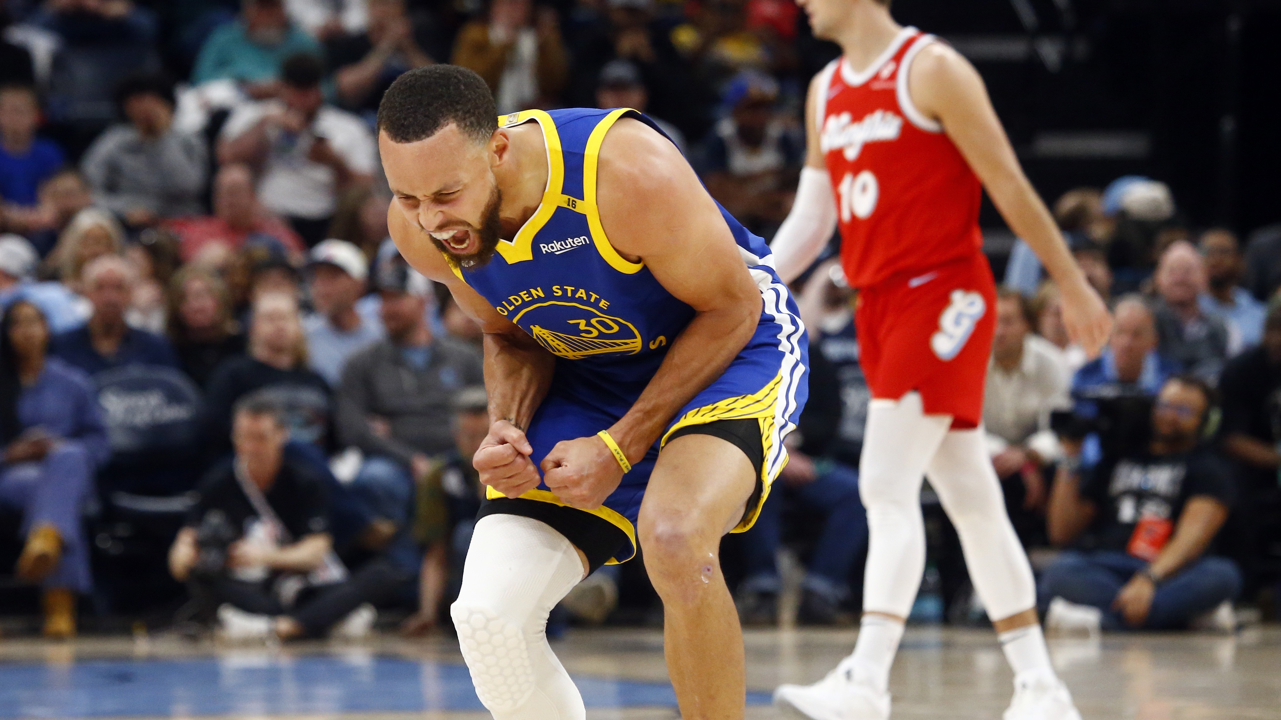 IM体育官方平台-勇士惨遭马刺逆转，库里大脚伤势恶化的简单介绍