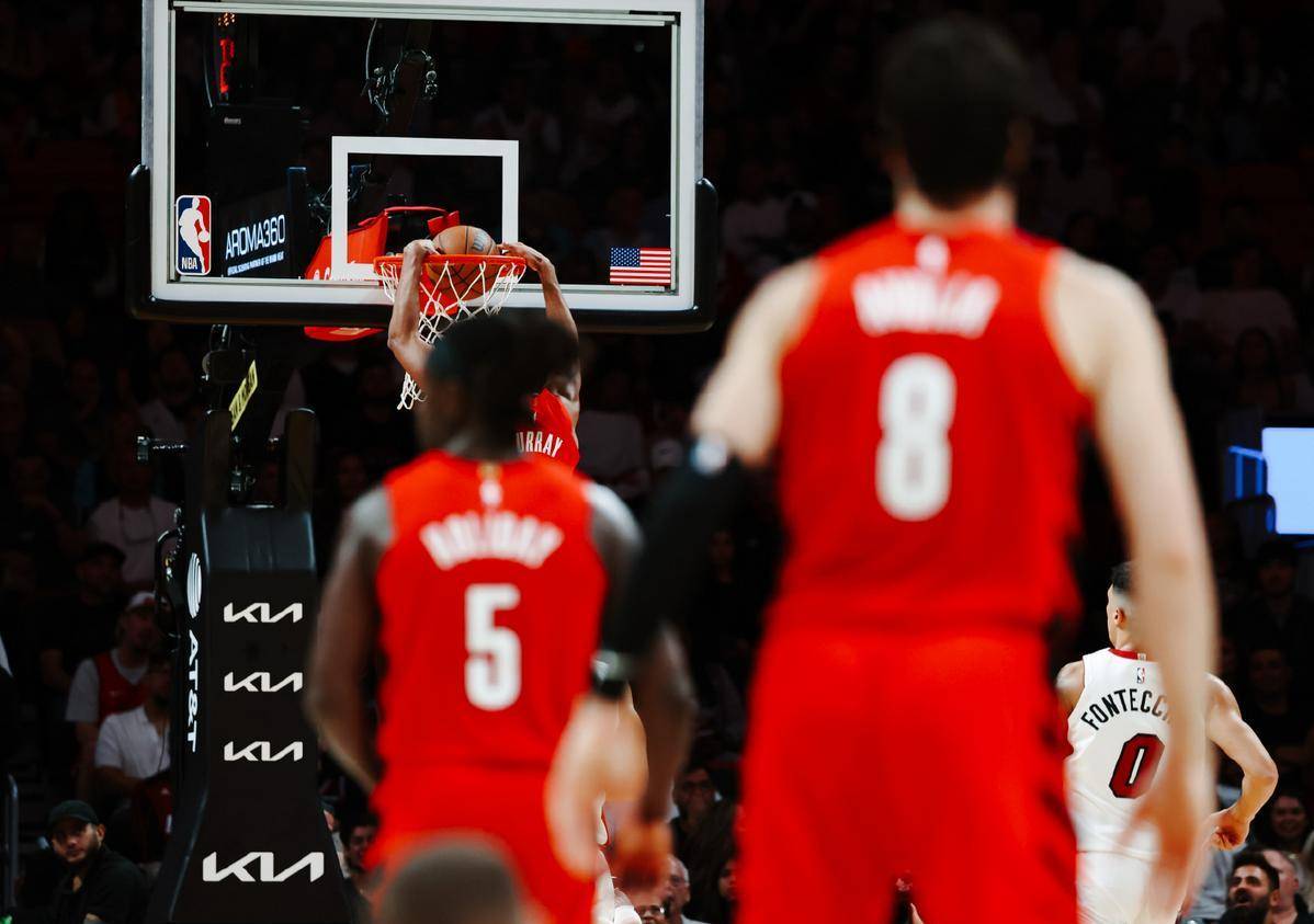 IM体育社区互动入口-关于热火与开拓者队的较量势必激烈的信息