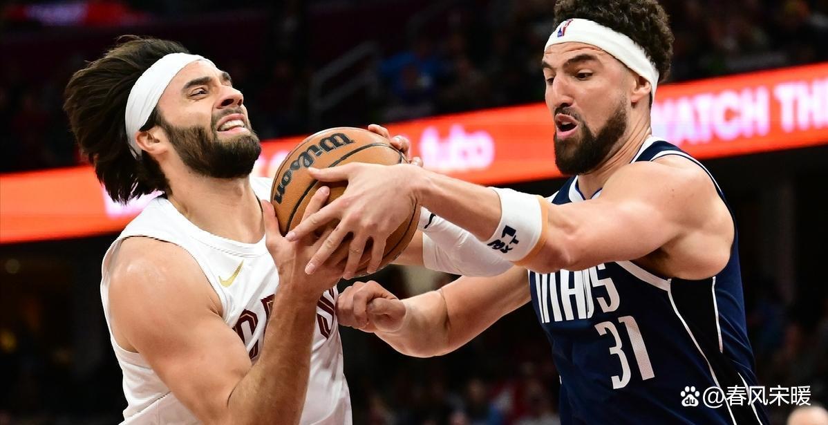 IM体育app-独行侠爆冷日本男篮，萨姆·米切尔制霸全场的简单介绍