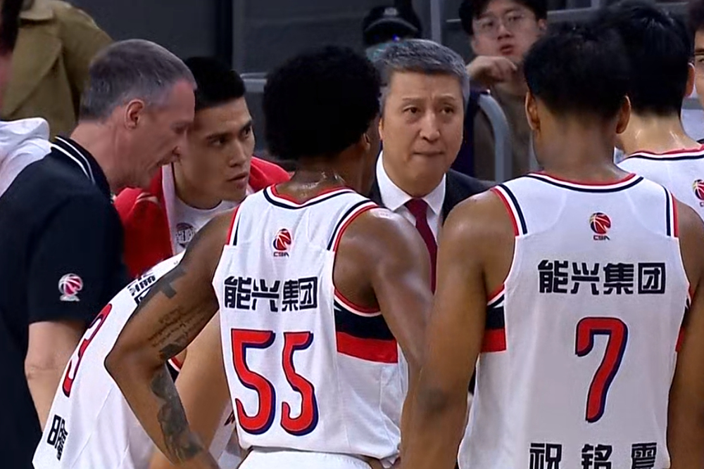 IM体育官网-广州队完胜湖人,周琦惊艳四座的简单介绍