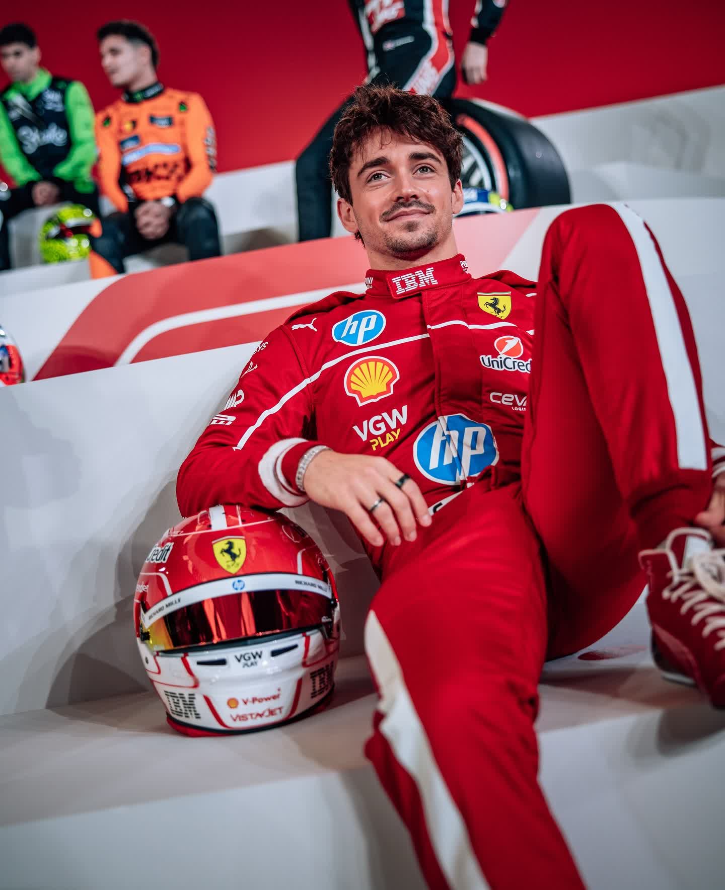 IM体育官网-索伯车队轻取哈斯车队，汉密尔顿扛起全队的简单介绍