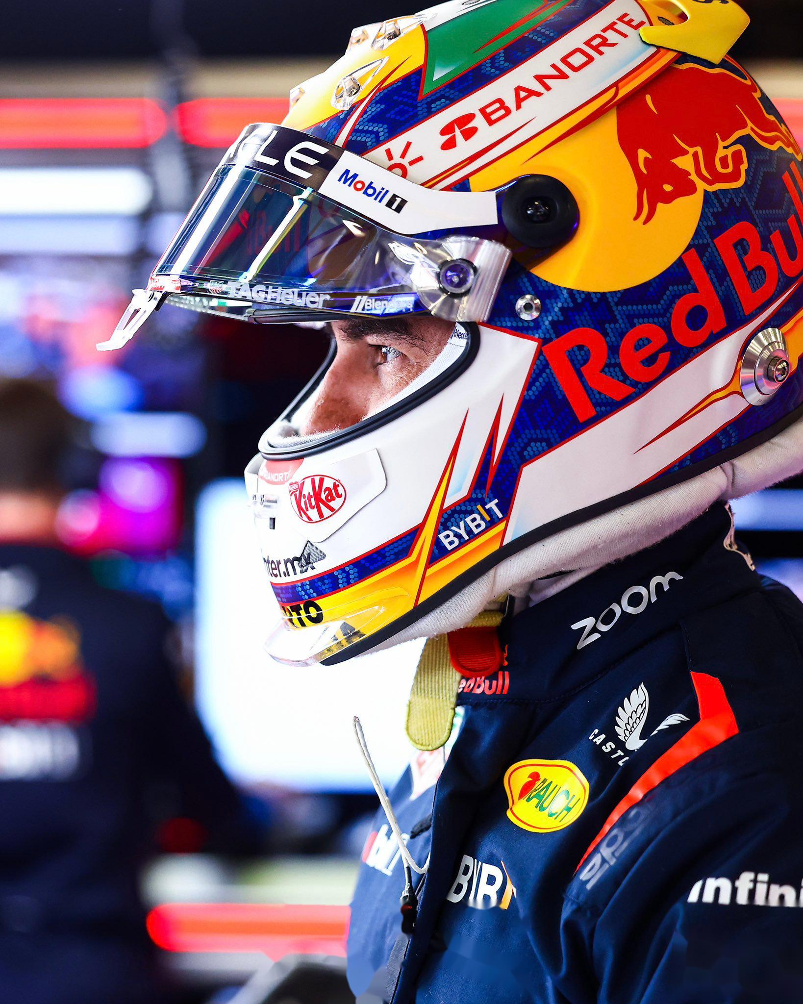 IM体育app-红牛车队险胜哈斯车队，佩雷兹惊艳四座的简单介绍