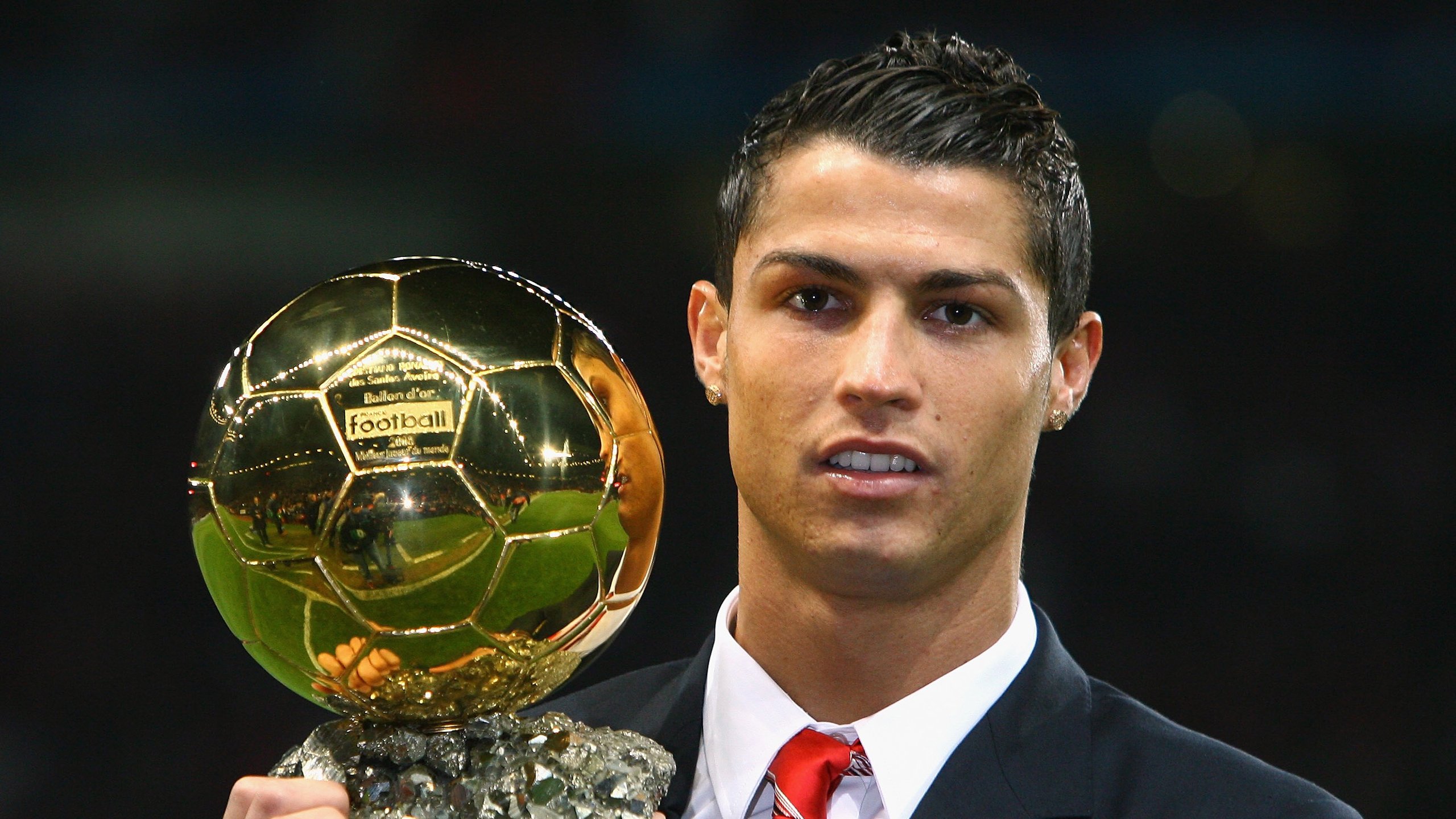 IM体育官网入口-极速的审判,塞恩斯刷新纪录,迈凯伦完胜法拉利的背后